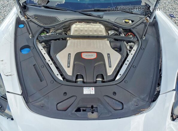 WP0AG2A78LL146883 2020 PORSCHE PANAMERA White Widok wnętrza z tyłu