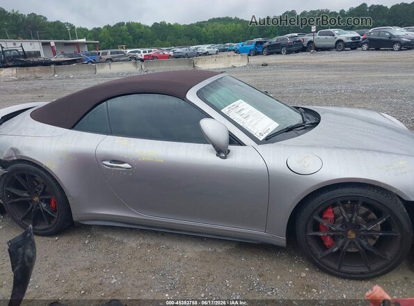 WP0CB2A96KS136429 2019 PORSCHE 911 Silver Rear interior view