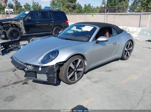 WP0CH2A90TS237174 2026 PORSCHE 911 Серебряный Передняя левая четверть
