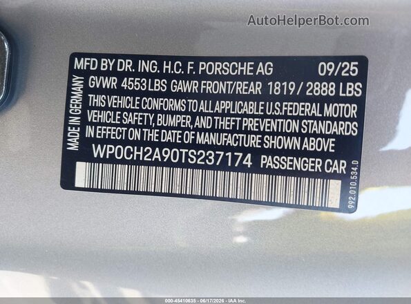 WP0CH2A90TS237174 2026 PORSCHE 911 Серебряный Вид подкапотного пространства