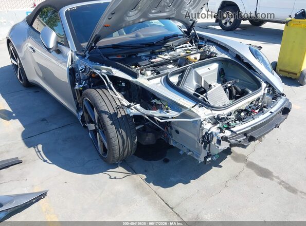 WP0CH2A90TS237174 2026 PORSCHE 911 Серебряный Вид спереди