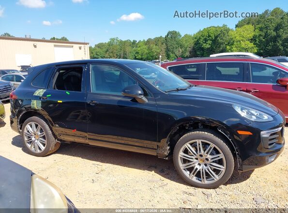 WP1AA2A20JKA02848 2018 PORSCHE CAYENNE Black Սալոնի հետևի տեսք
