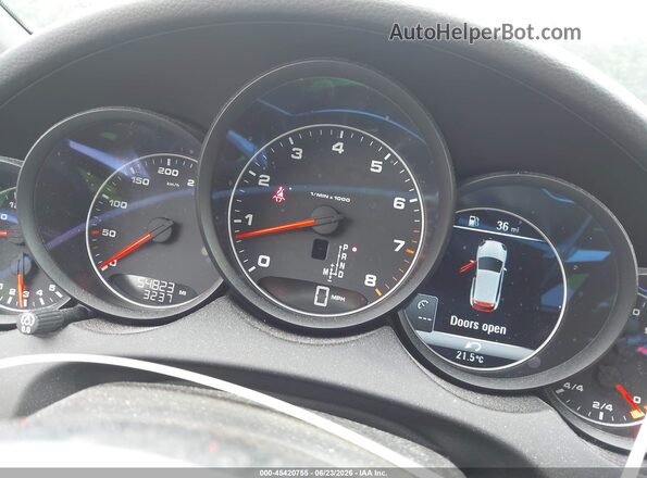 WP1AA2A21HKA82879 2017 PORSCHE CAYENNE Белый 
