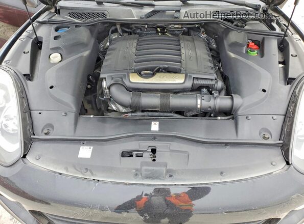 WP1AA2A21HKA86236 2017 PORSCHE CAYENNE Black Vista del compartimento del motor