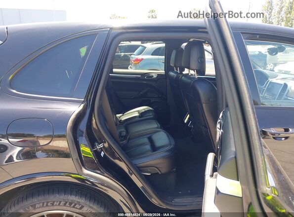WP1AA2A22HKA87475 2017 PORSCHE CAYENNE Черный Вид наклейки с VIN-кодом