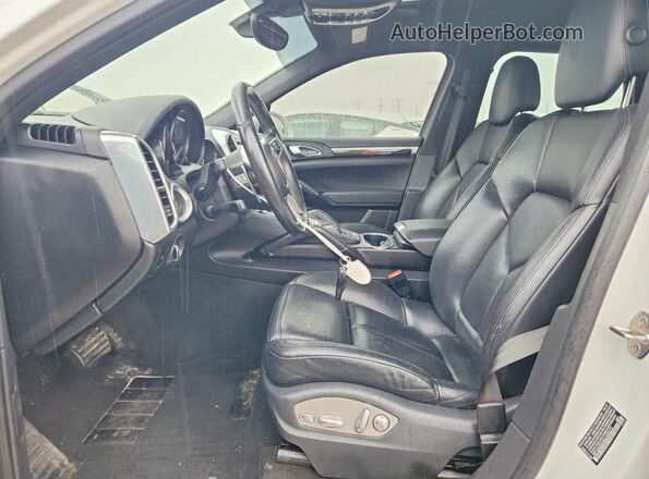WP1AA2A24GLA05271 2016 PORSCHE CAYENNE White Սալոնի դիմացի տեսք