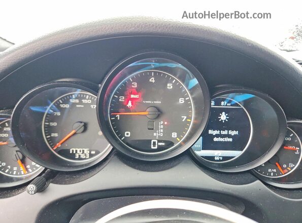WP1AA2A24GLA05271 2016 PORSCHE CAYENNE White Սարքավորումների վահանակի տեսք