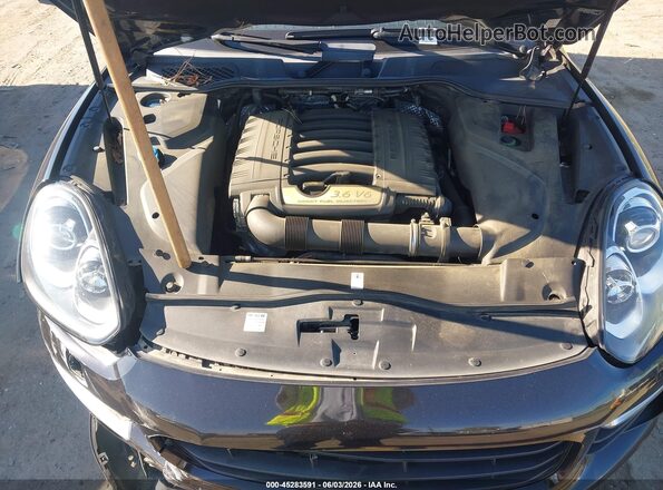 WP1AA2A24HKA80415 2017 PORSCHE CAYENNE Black Հետևի տեսք