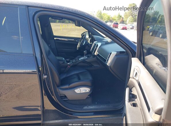 WP1AA2A24HKA80415 2017 PORSCHE CAYENNE Black Սալոնի դիմացի տեսք