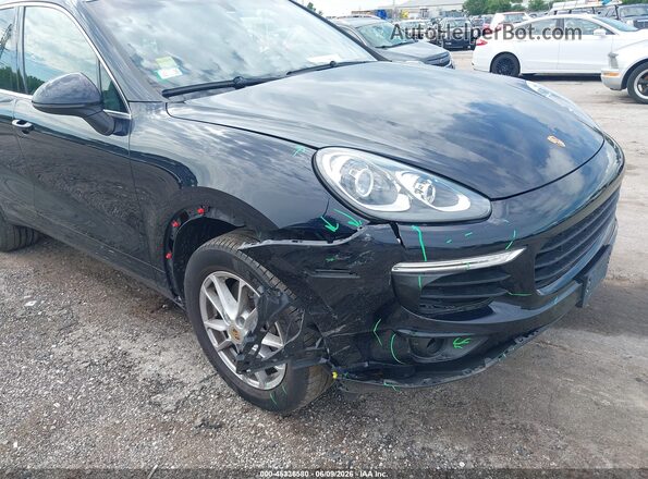 WP1AA2A25GKA11280 2016 PORSCHE CAYENNE Black Widok z przodu