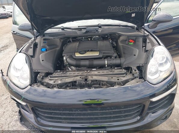 WP1AA2A25GKA11280 2016 PORSCHE CAYENNE Black Widok z tyłu