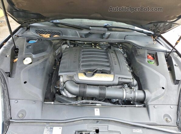 WP1AA2A26GKA09778 2016 PORSCHE CAYENNE Black Rear interior view