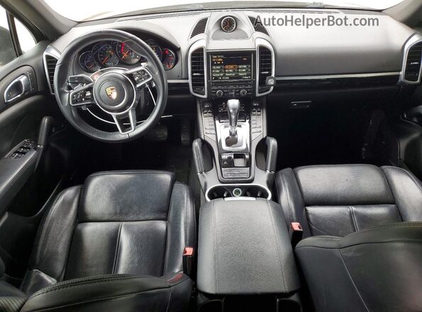 WP1AA2A26GKA09778 2016 PORSCHE CAYENNE Black Dashboard view