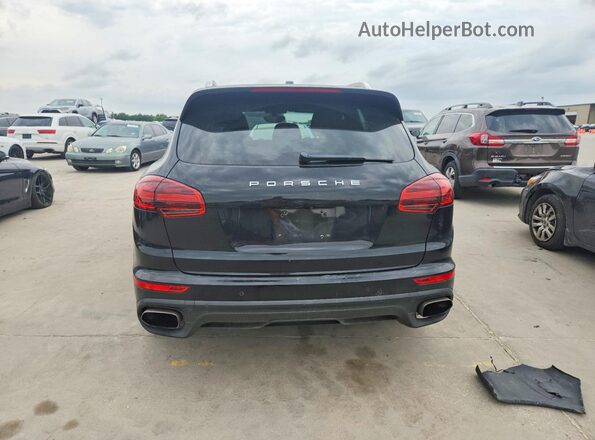 WP1AA2A27GLA05698 2016 PORSCHE CAYENNE Black Rear view