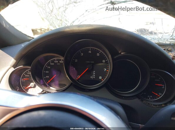 WP1AA2A27HKA83017 2017 PORSCHE CAYENNE Black Հետևի նստատեղերի տեսք