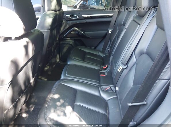WP1AA2A27HKA83017 2017 PORSCHE CAYENNE Black VIN կոդի պիտակի տեսք