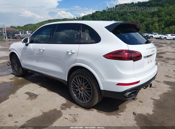 WP1AA2A27HKA83289 2017 PORSCHE CAYENNE White Trasero izquierdo