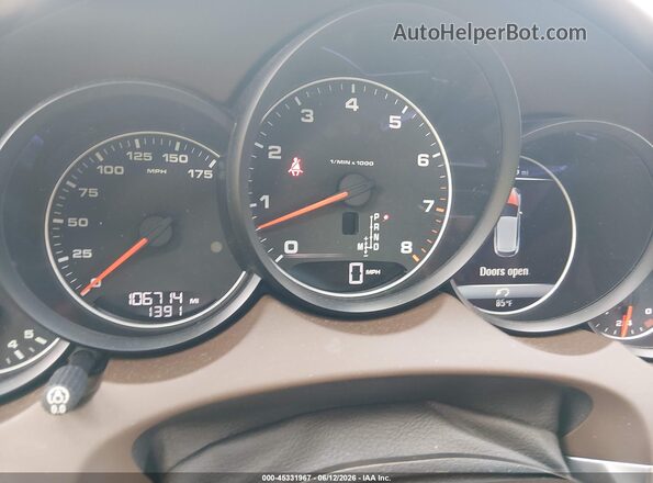 WP1AA2A27HKA83289 2017 PORSCHE CAYENNE White Vista de los asientos traseros