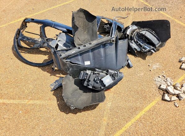 WP1AA2A27HKA86600 2017 PORSCHE CAYENNE Black Engine compartment view