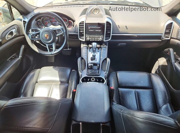 WP1AA2A27HKA89416 2017 PORSCHE CAYENNE Gray 