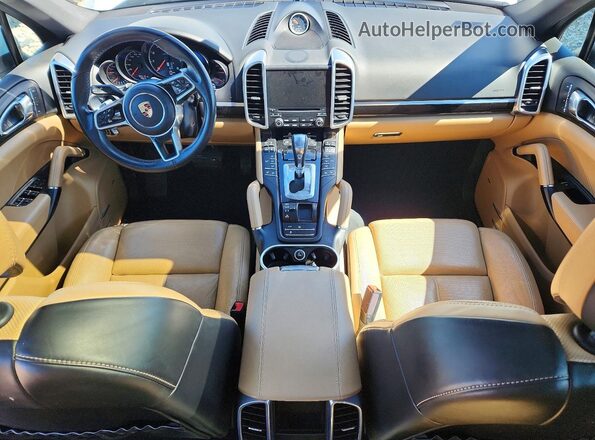 WP1AA2A27JKA02667 2018 PORSCHE CAYENNE White 