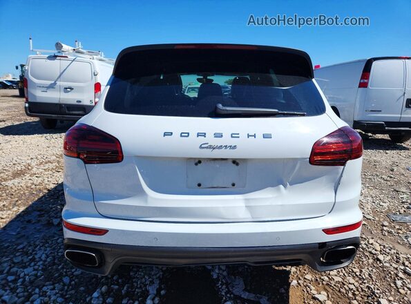 WP1AA2A27JKA02667 2018 PORSCHE CAYENNE White 