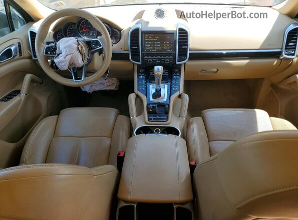 WP1AA2A28GLA01711 2016 PORSCHE CAYENNE Brown წინა პანელის ხედი