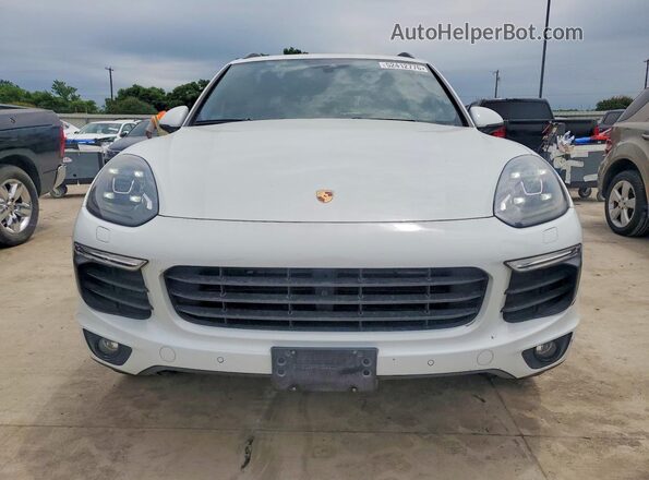 WP1AA2A29JKA02606 2018 PORSCHE CAYENNE White Widok z przodu