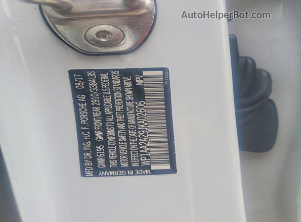 WP1AA2A29JKA02606 2018 PORSCHE CAYENNE White Widok naklejki z numerem VIN