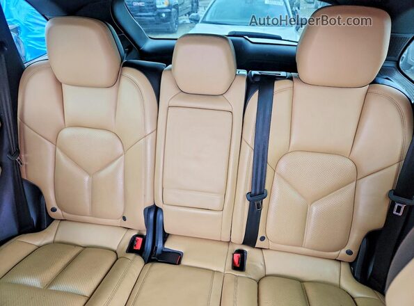 WP1AA2A2XGKA15132 2016 PORSCHE CAYENNE White 