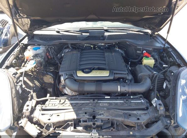 WP1AA2A2XGLA01354 2016 PORSCHE CAYENNE Blue Widok z tyłu