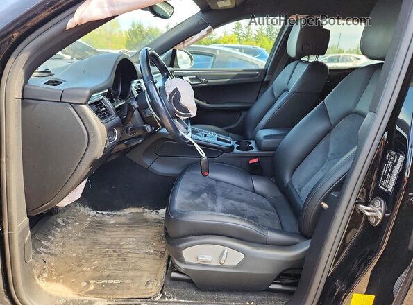 WP1AA2A50JLB22220 2018 PORSCHE MACAN Black 