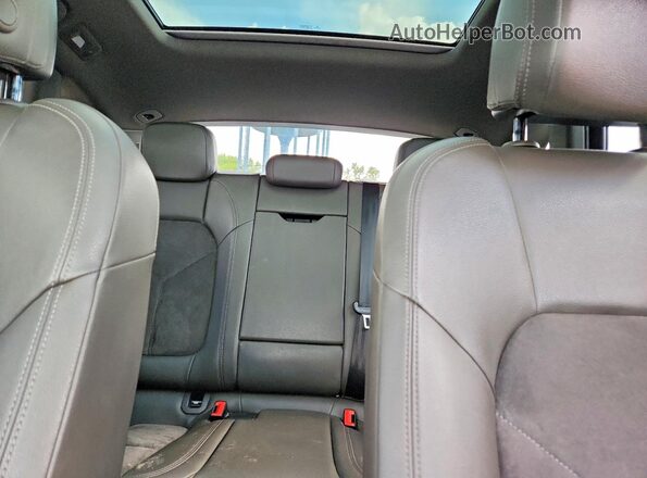 WP1AA2A51HLB82288 2017 PORSCHE MACAN Gray Вид задніх сидінь