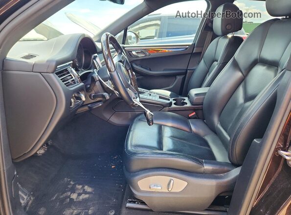 WP1AA2A51MLB16981 2021 PORSCHE MACAN Коричневый Вид салона спереди