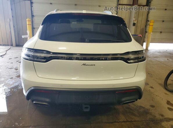 WP1AA2A51PLB20937 2023 PORSCHE MACAN White უკანა ხედი