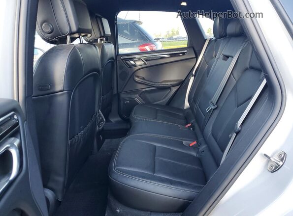 WP1AA2A51SLB03905 2025 PORSCHE MACAN Gray Вид задньої частини салону