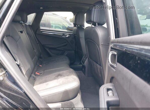 WP1AA2A52KLB05341 2019 PORSCHE MACAN Black Вид наклейки з VIN-кодом