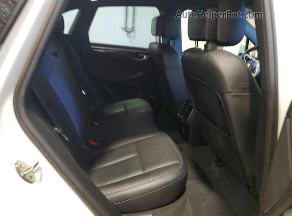 WP1AA2A52LLB03803 2020 PORSCHE MACAN White Rear interior view