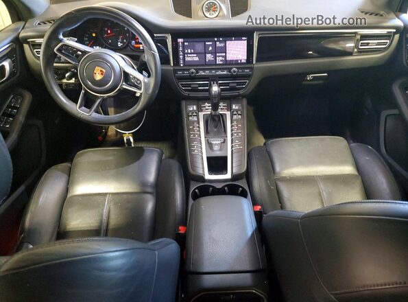 WP1AA2A52LLB03803 2020 PORSCHE MACAN White Dashboard view