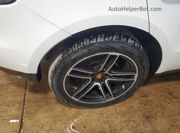 WP1AA2A52LLB03803 2020 PORSCHE MACAN White 