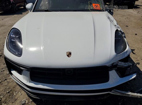 WP1AA2A53NLB10746 2022 PORSCHE MACAN White Սալոնի հետևի տեսք