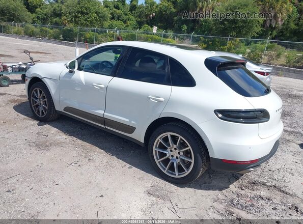 WP1AA2A54HLB08573 2017 PORSCHE MACAN White Tył lewy