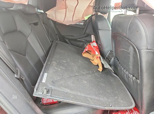 WP1AA2A54PLB07759 2023 PORSCHE MACAN Burgundy Rear seats view