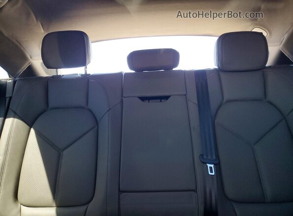 WP1AA2A54TLB01471 2026 PORSCHE MACAN Red უკანა სავარძლების ხედი
