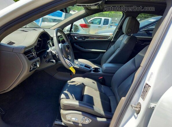 WP1AA2A55LLB02967 2020 PORSCHE MACAN White Սալոնի դիմացի տեսք