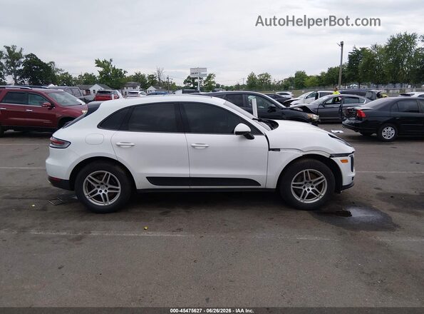 WP1AA2A55LLB06100 2020 PORSCHE MACAN Белый Вид задней части салона