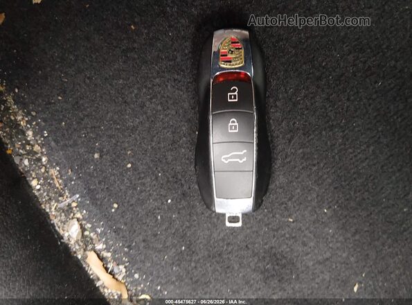 WP1AA2A55LLB06100 2020 PORSCHE MACAN Белый Вид панели приборов