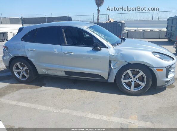WP1AA2A55MLB06650 2021 PORSCHE MACAN Серебряный Вид задней части салона