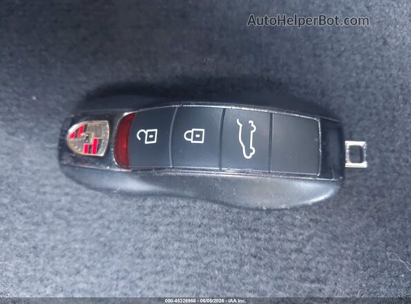 WP1AA2A55MLB06650 2021 PORSCHE MACAN Серебряный Вид панели приборов