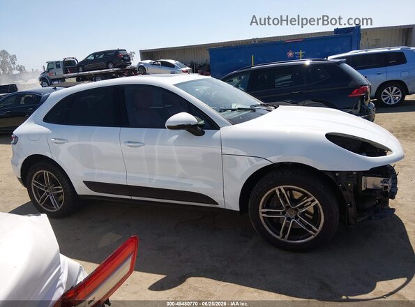 WP1AA2A55MLB13744 2021 PORSCHE MACAN White 360 interior view